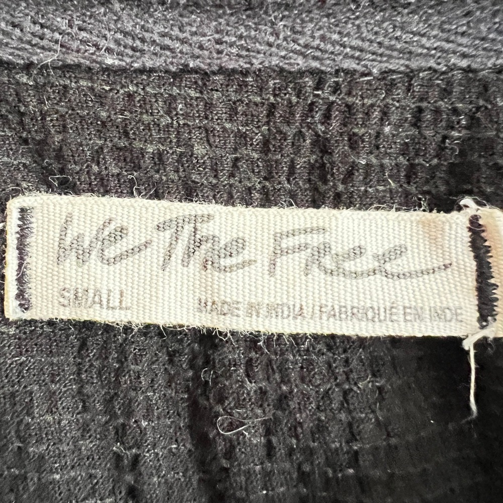 We The Free Polo‎ Shirt Womens Small Black Collared Short Sleeve Knit Top - Picture 3 of 6